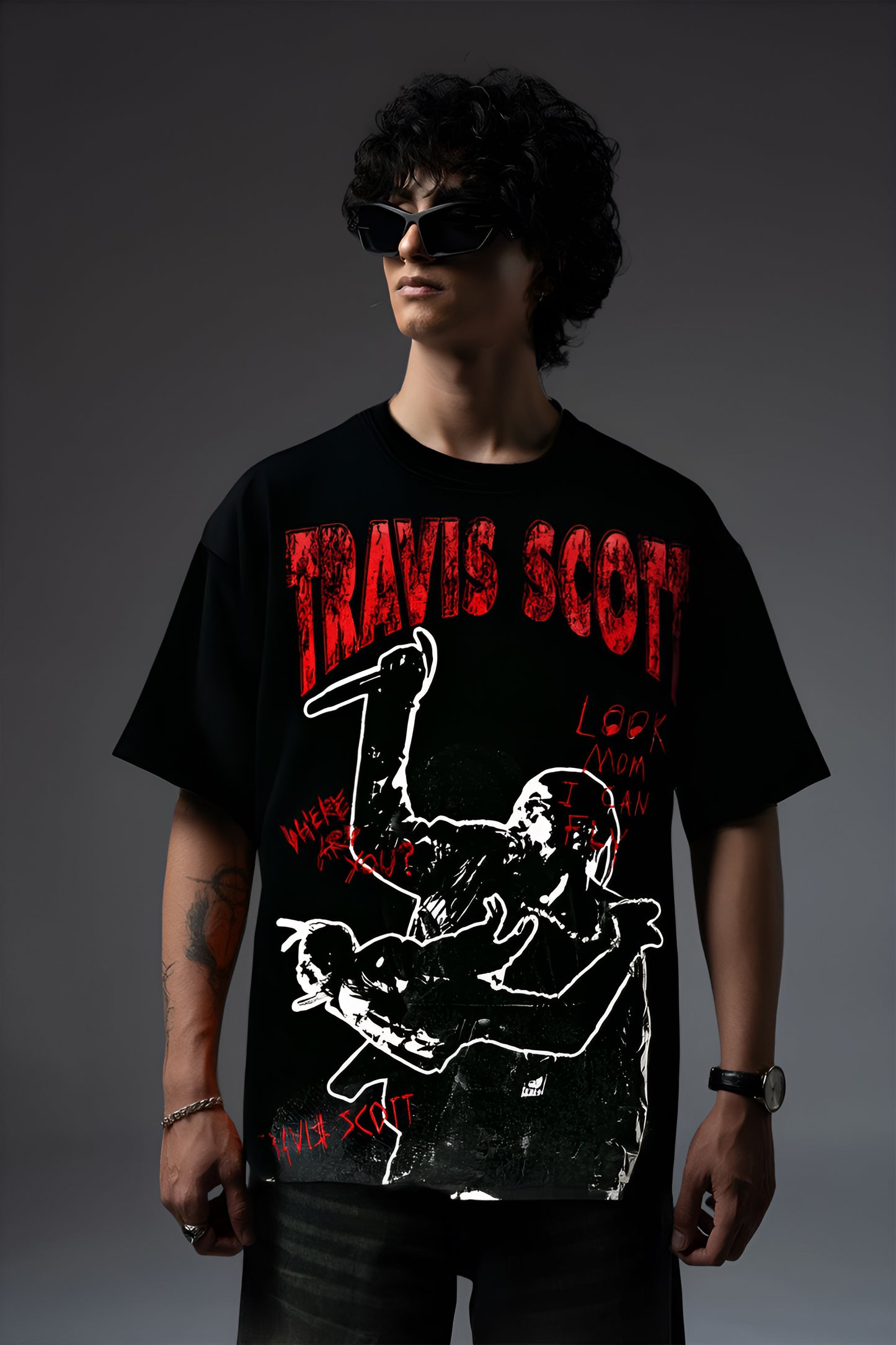 TRAVIS SCOTT OVERSIZED TSHIRT