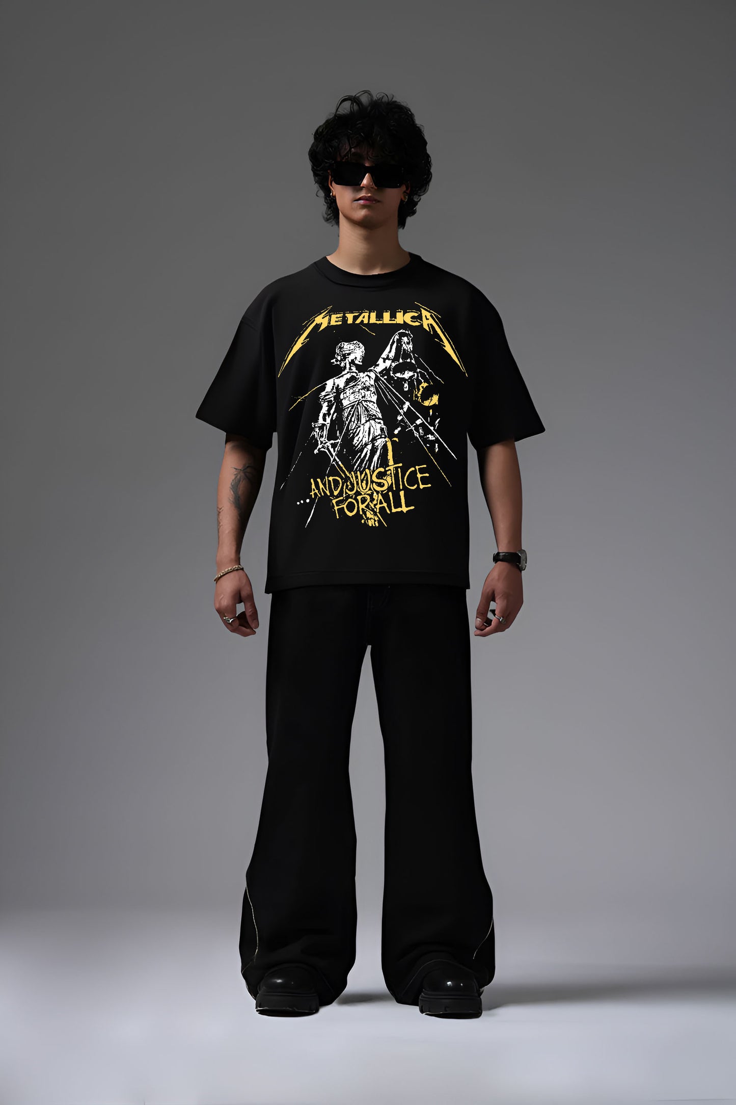 METTELICA BLACK OVERSIZED T SHIRT