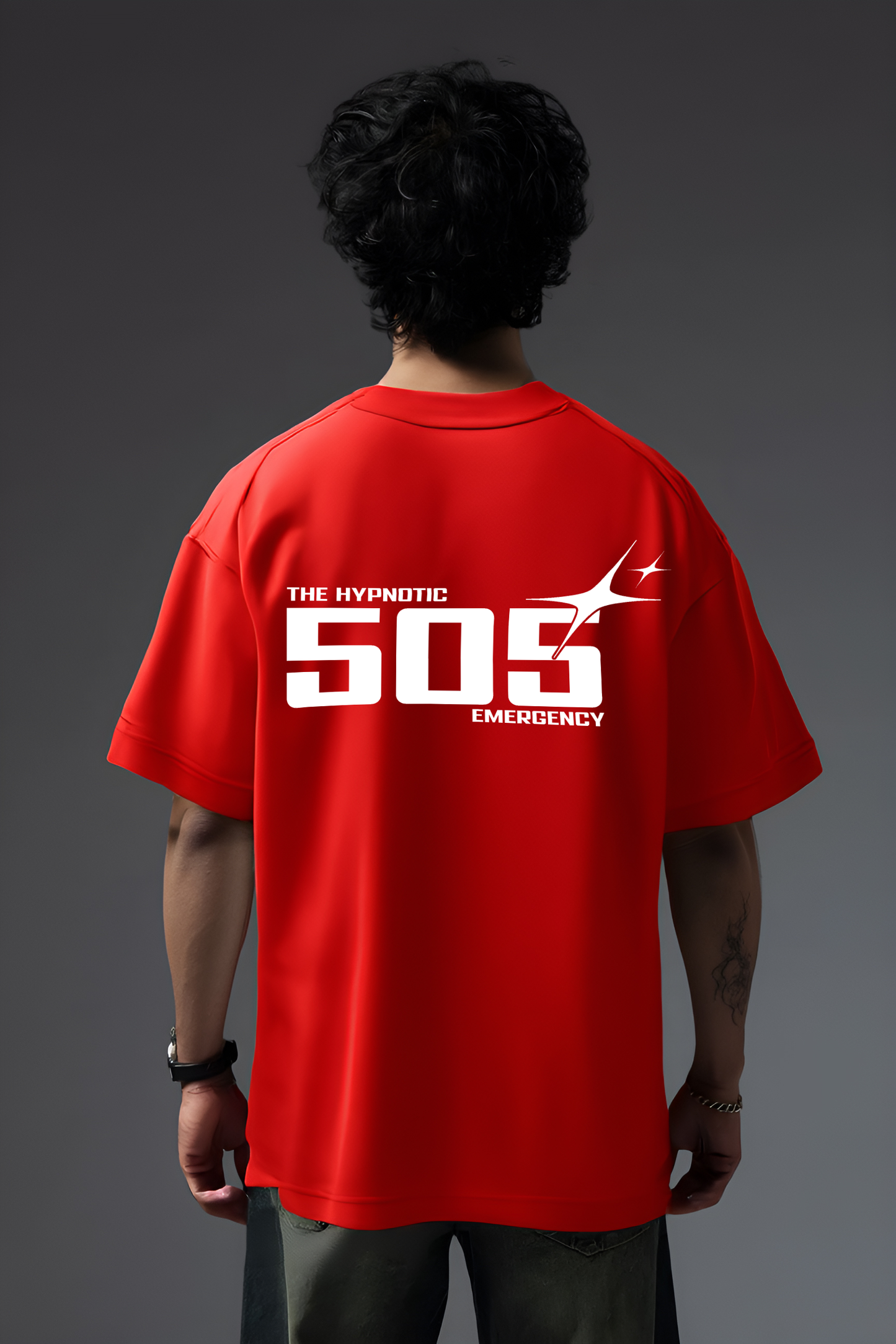 RED HYPNOSIS OVERSIZED TSHIRT
