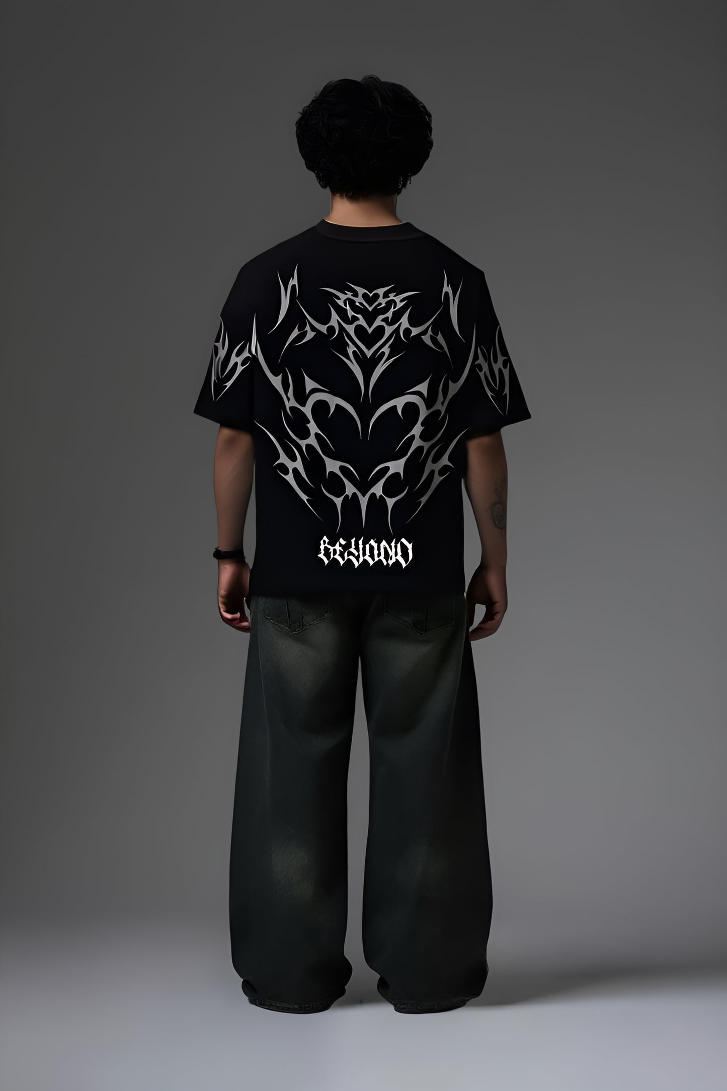 BEYOND ORIGINALS BLACK OVERSIZED T-SHIRT