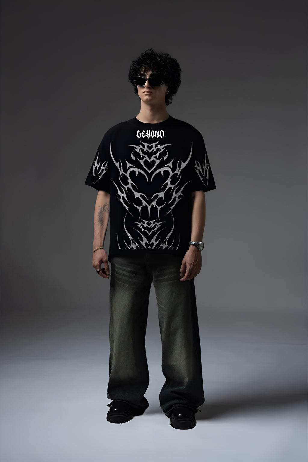 BEYOND ORIGINALS BLACK OVERSIZED T-SHIRT