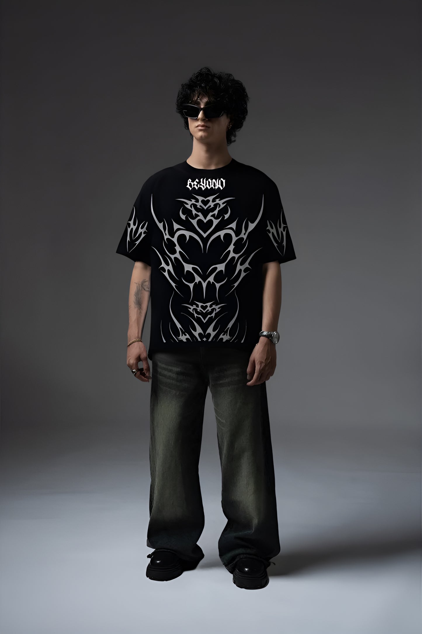 BEYOND ORIGINALS BLACK OVERSIZED T-SHIRT